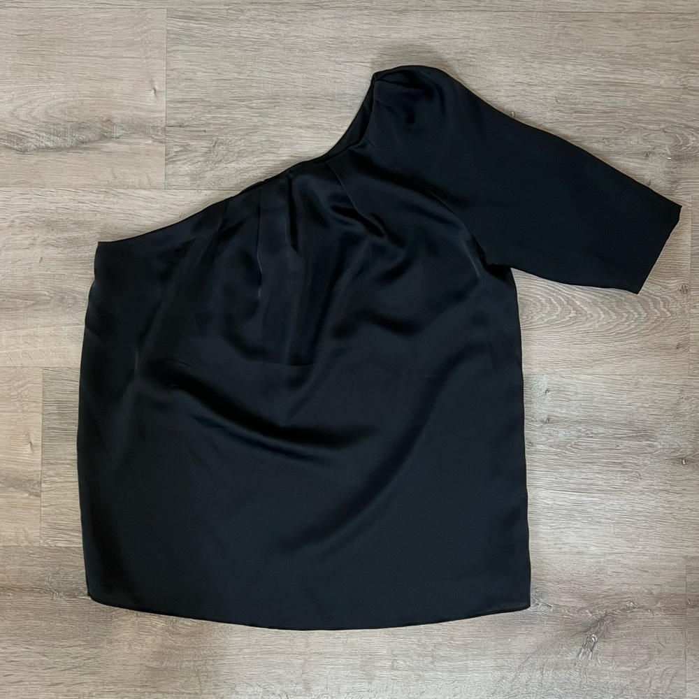 Club Monaco Elegant Black One Shoulder Top
